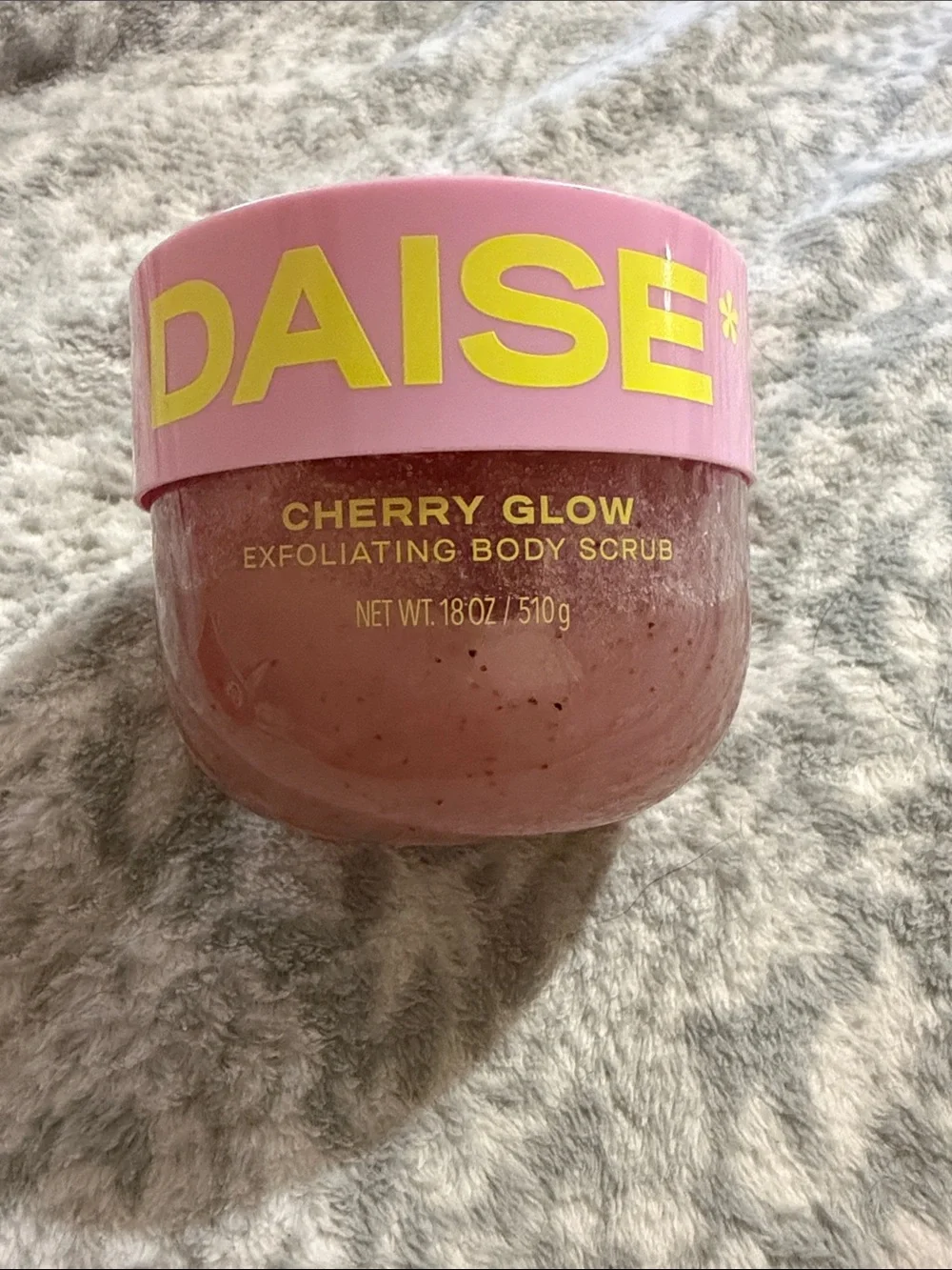 DAISE Cherry Glow Exfoliating Body Scrub